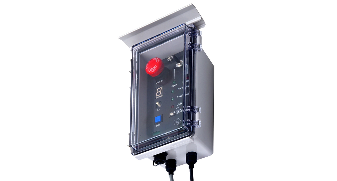 IP65 LATCH-HINGED ABS PLASTIC BOX - BCAP series